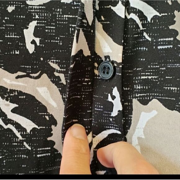 DANA BUCHMAN Floral Button-down Blouse Small - Picture 4 of 7